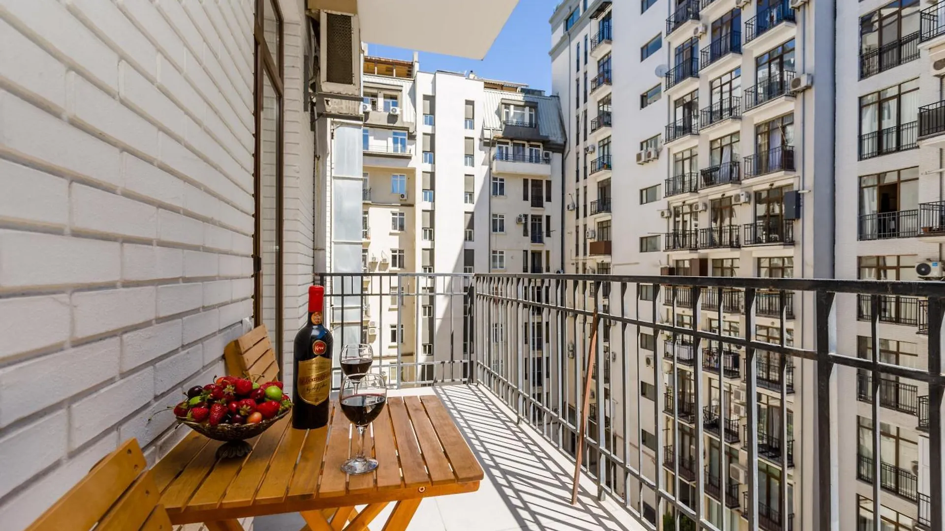 Cozy Apartment In The City Center Tbilisi Georgia